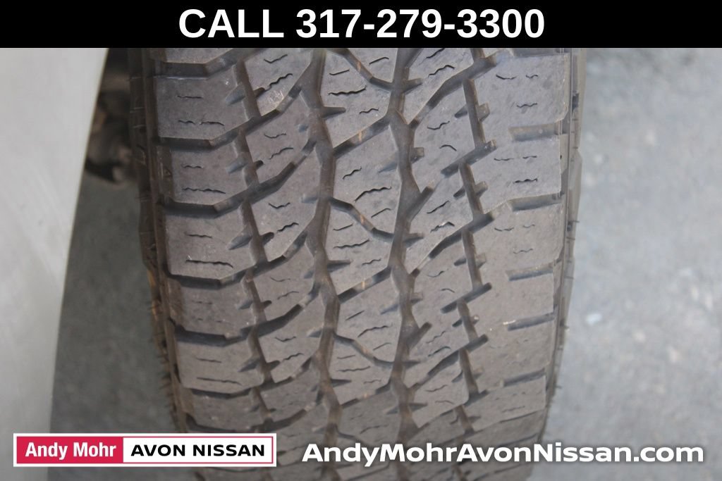 Used 2011 Nissan Xterra PRO-4X w/ Pro-4x Leather Pkg AWD/4WD image 14