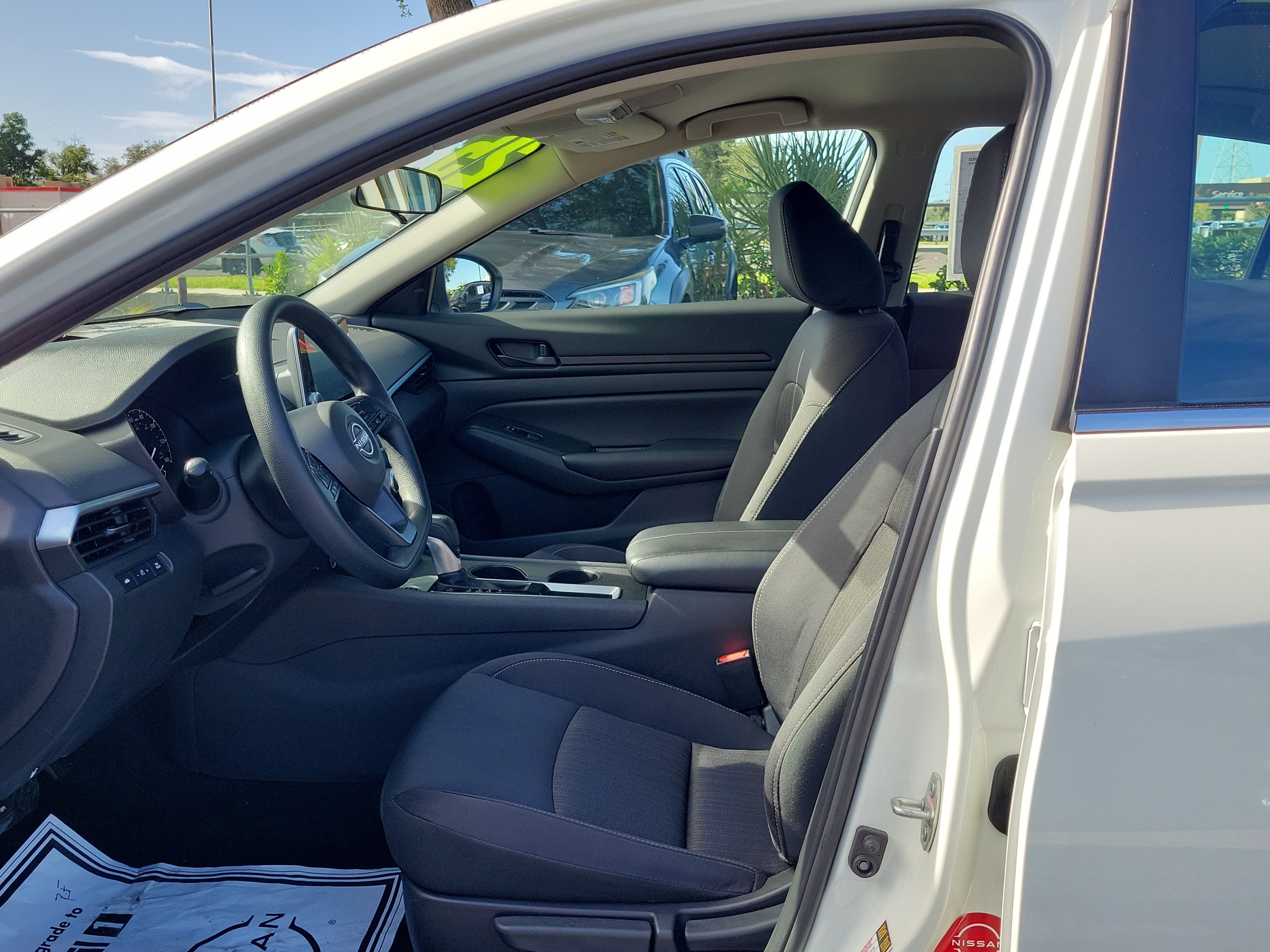 Certified 2025 Nissan Altima 2.5 S FWD image 18