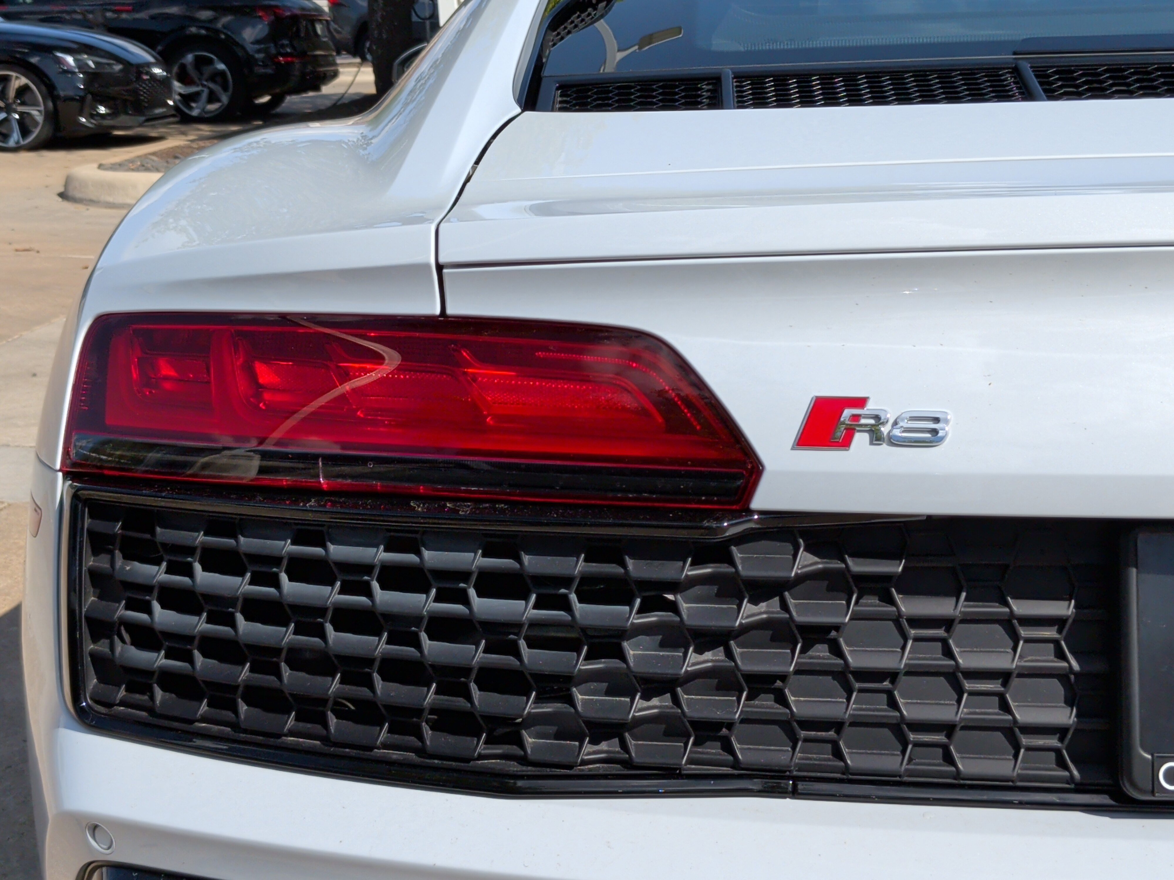 Used 2022 Audi R8 V10 w/ Premium Package image 11