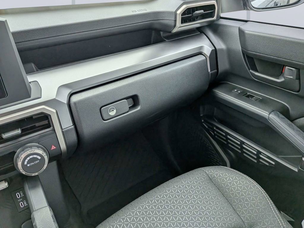 Used 2025 Toyota 4Runner SR5 image 16