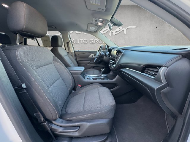 Used 2019 Chevrolet Traverse LT FWD image 24