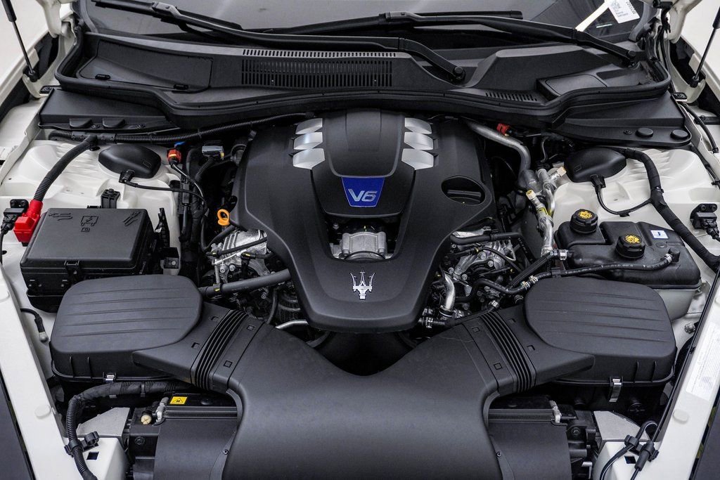 Certified 2024 Maserati Quattroporte Modena Ultima Q4 image 28