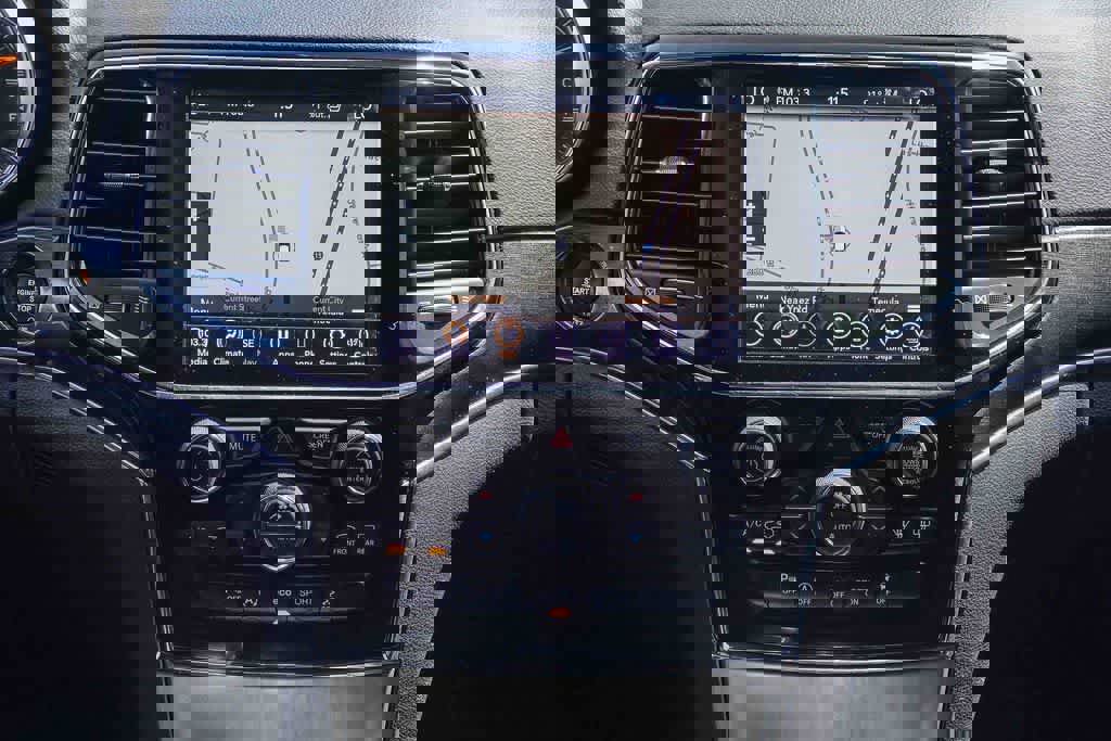 Used 2020 Jeep Grand Cherokee Trailhawk w/ Premium Lighting Group image 12