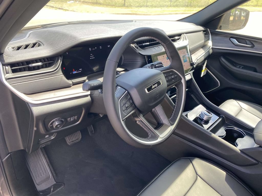 New 2026 Jeep Grand Cherokee L Limited w/ Limited Altitude Package RWD image 45
