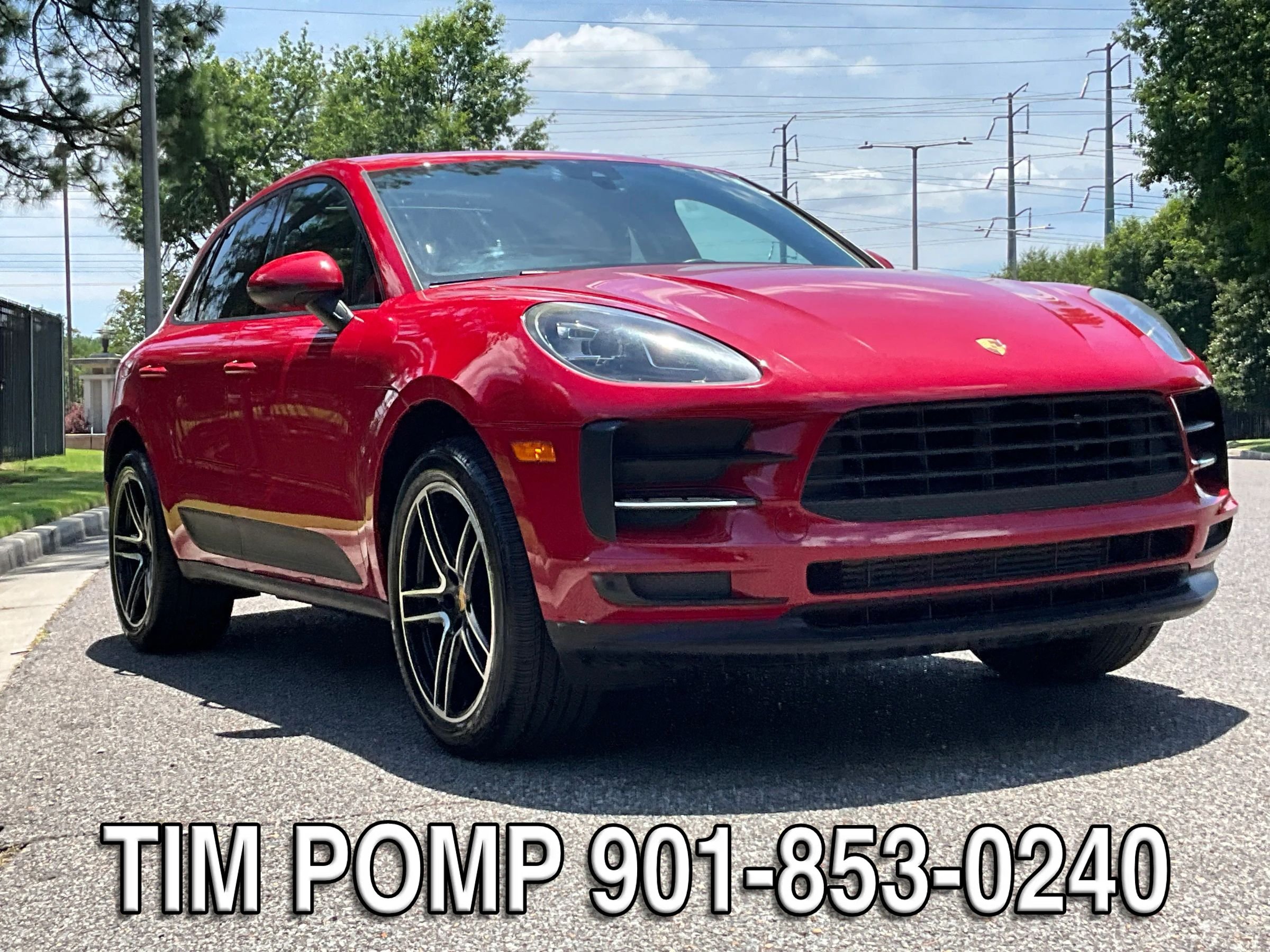 Used 2020 Porsche Macan w/ Premium Package Plus AWD/4WD image 3