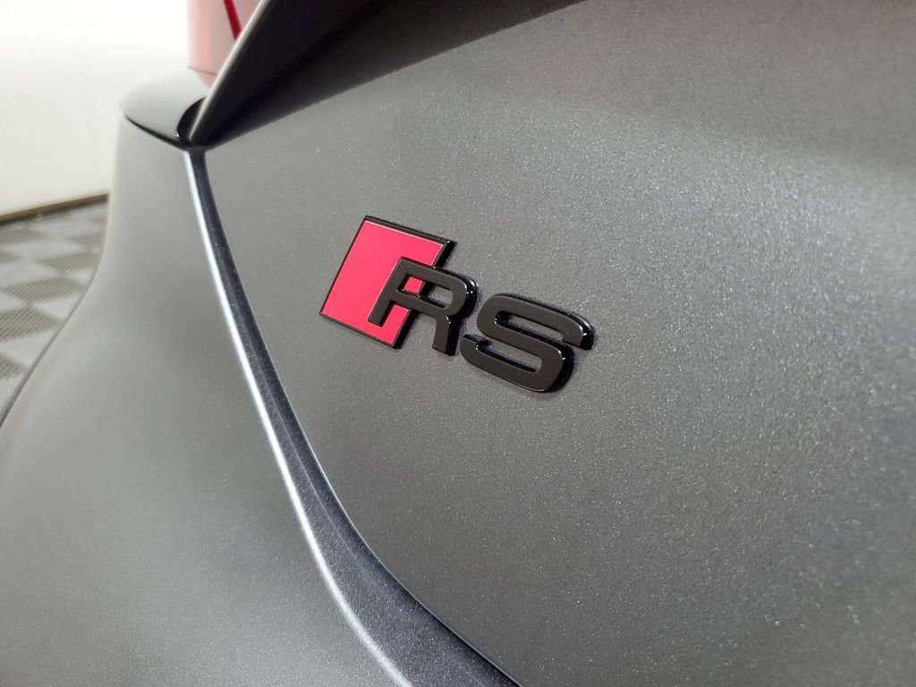Used 2024 Audi RS e-tron GT w/ Ceramic Brake Package image 8