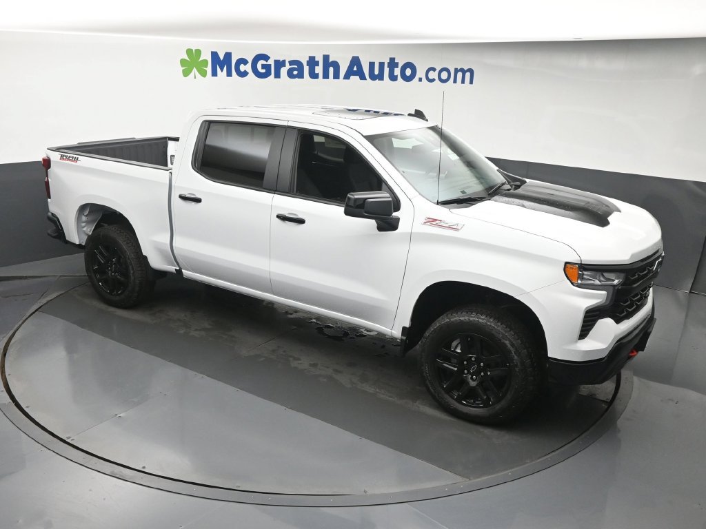 New 2026 Chevrolet Silverado 1500 LT Trail Boss w/ Convenience Package II AWD/4WD image 3