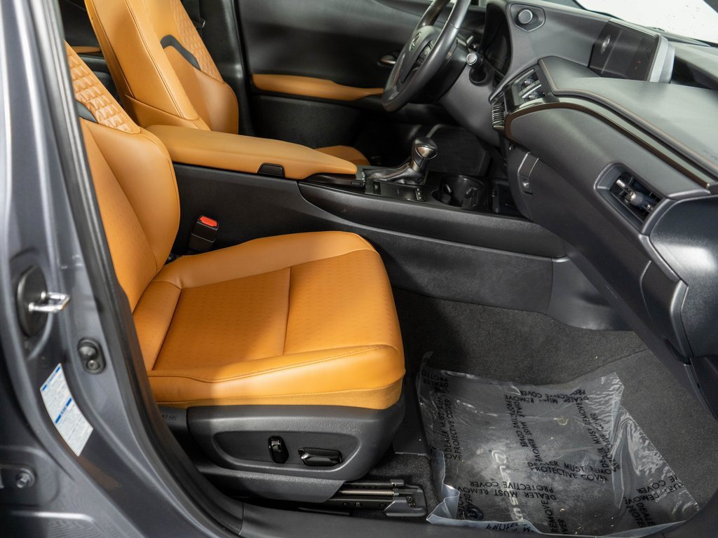 Used 2021 Lexus UX 250h image 8