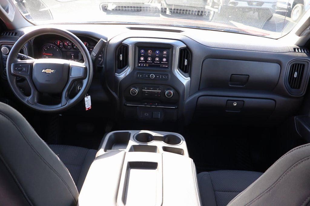 Used 2020 Chevrolet Silverado 1500 Custom w/ Custom Value Package image 14