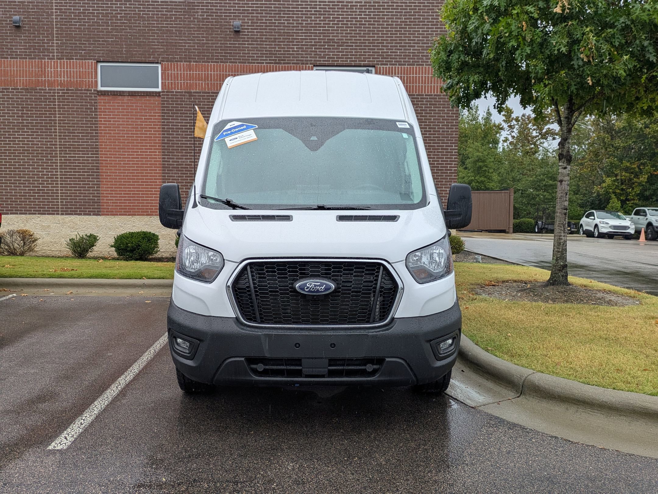 Certified 2025 Ford Transit 350 148 High Roof Extended image 8