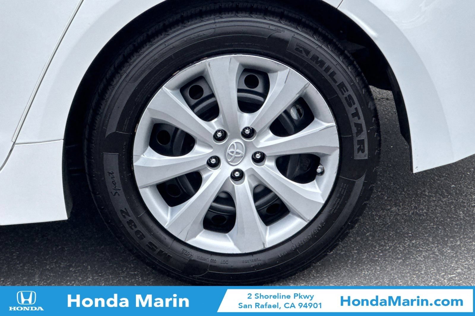 Used 2020 Toyota Corolla LE FWD image 33