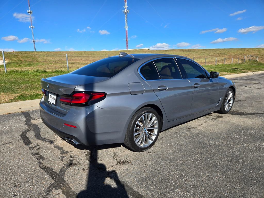 Used 2023 BMW 530i xDrive w/ Premium Package image 3