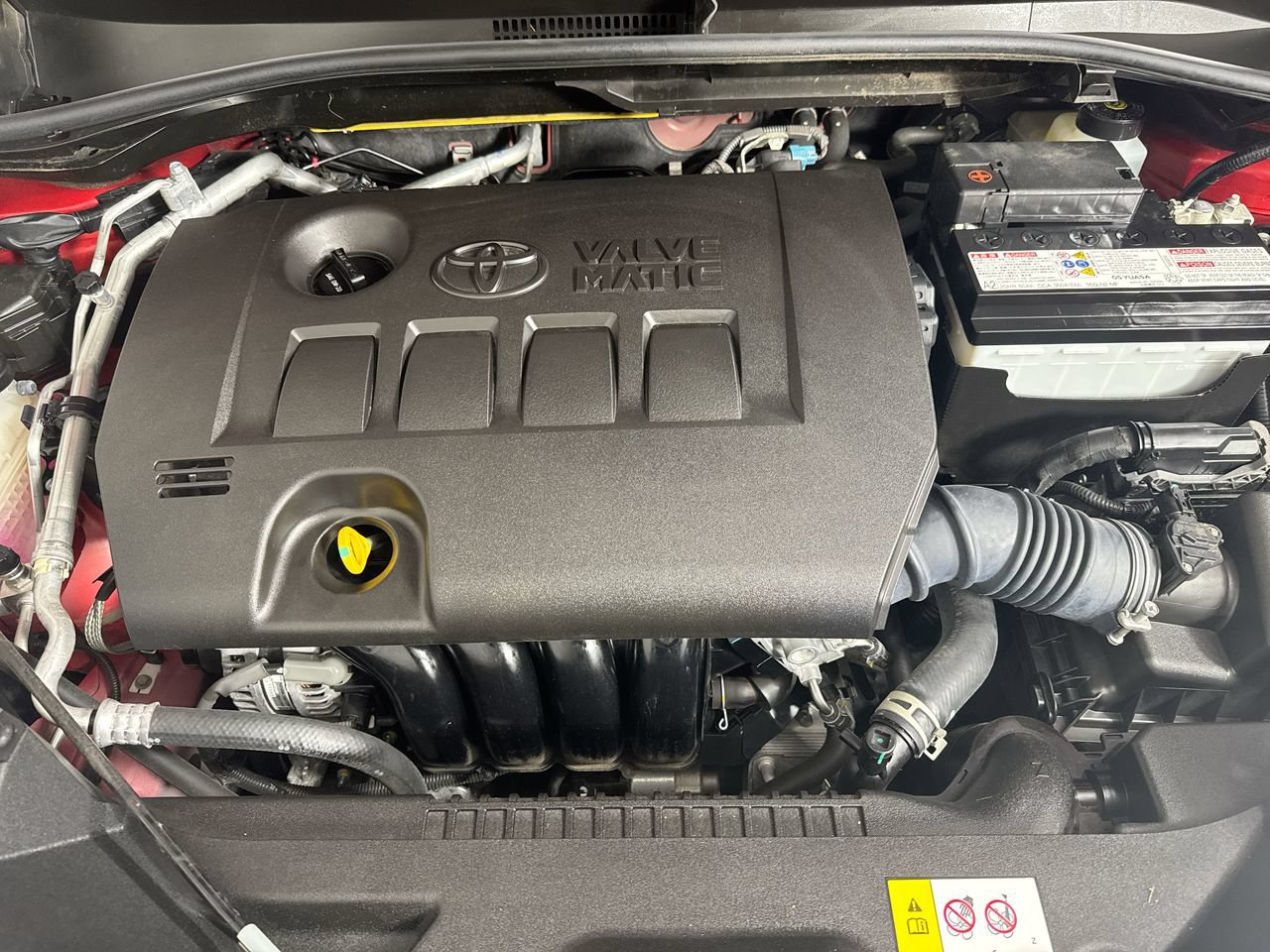 Used 2020 Toyota C-HR XLE FWD image 30