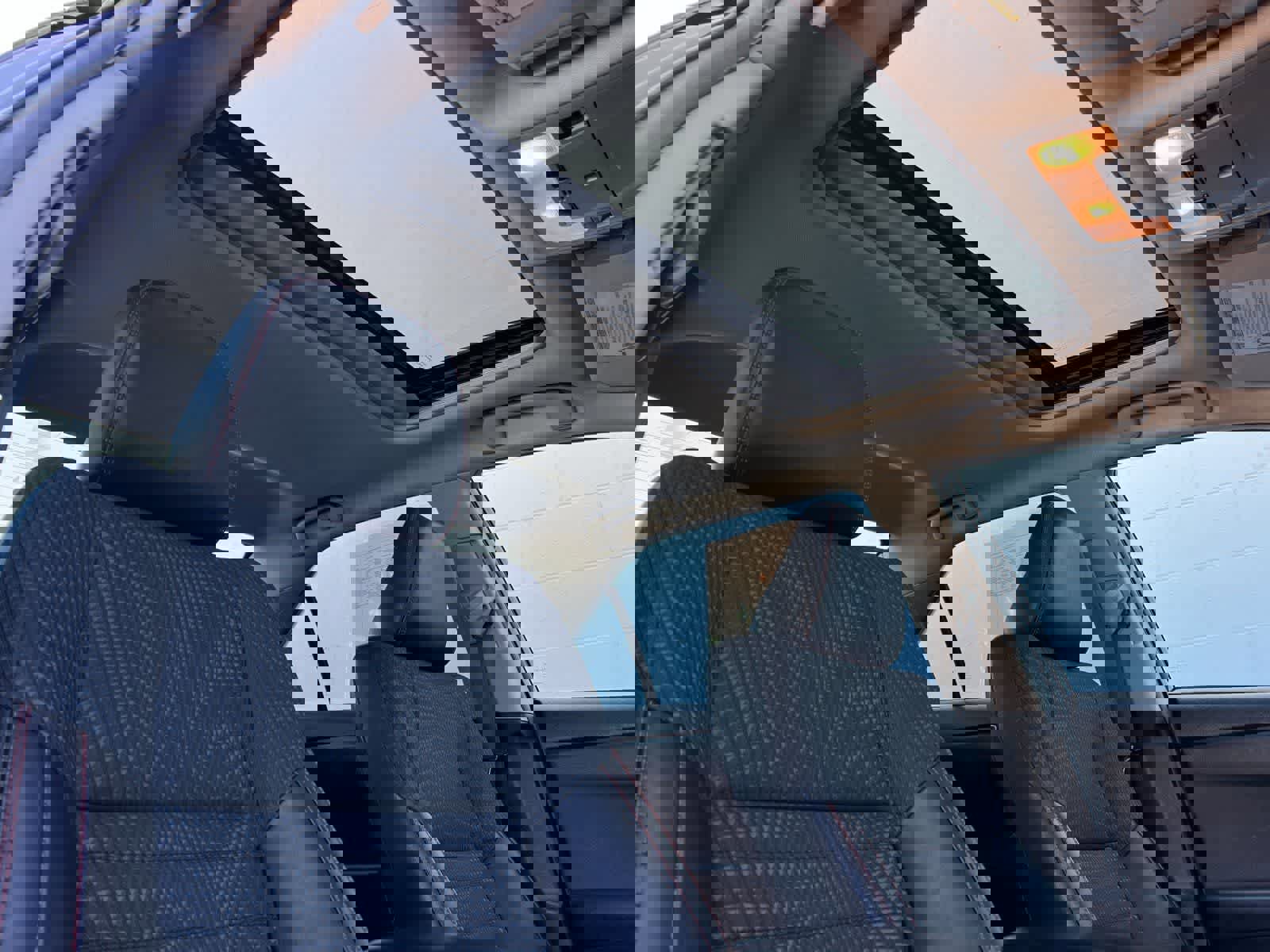 Used 2015 Toyota Camry SE w/ Moonroof Package image 17