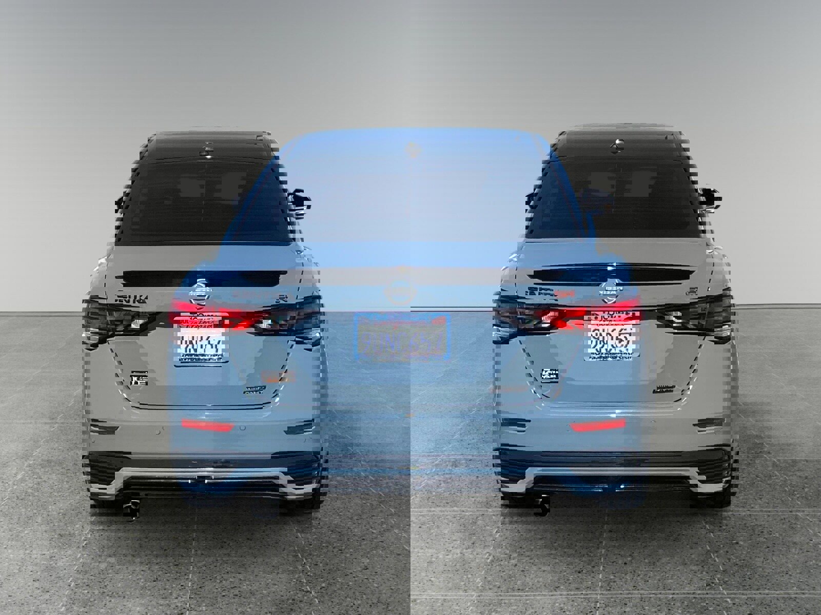 Used 2025 Nissan Sentra SR w/ Midnight Edition image 4