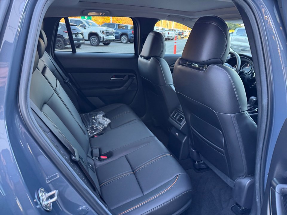 Used 2025 MAZDA CX-50 2.5 Hybrid w/ Weather Package image 32