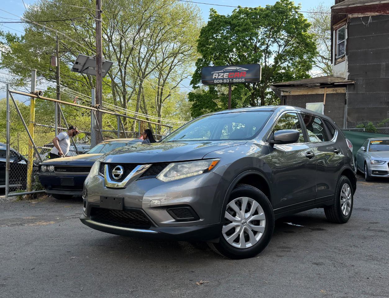 Used 2016 Nissan Rogue S AWD/4WD image 3