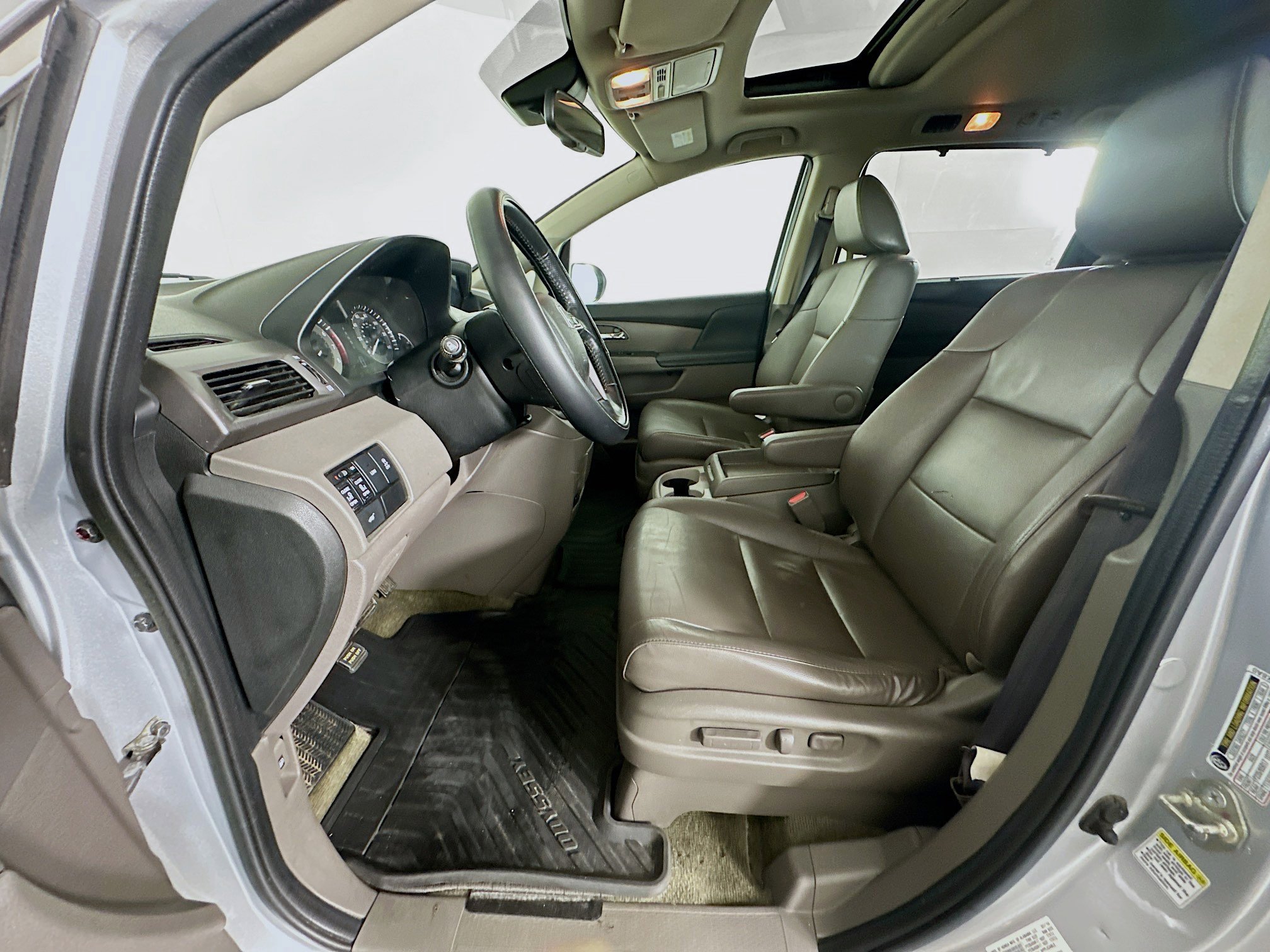 Used 2014 Honda Odyssey EX-L image 13