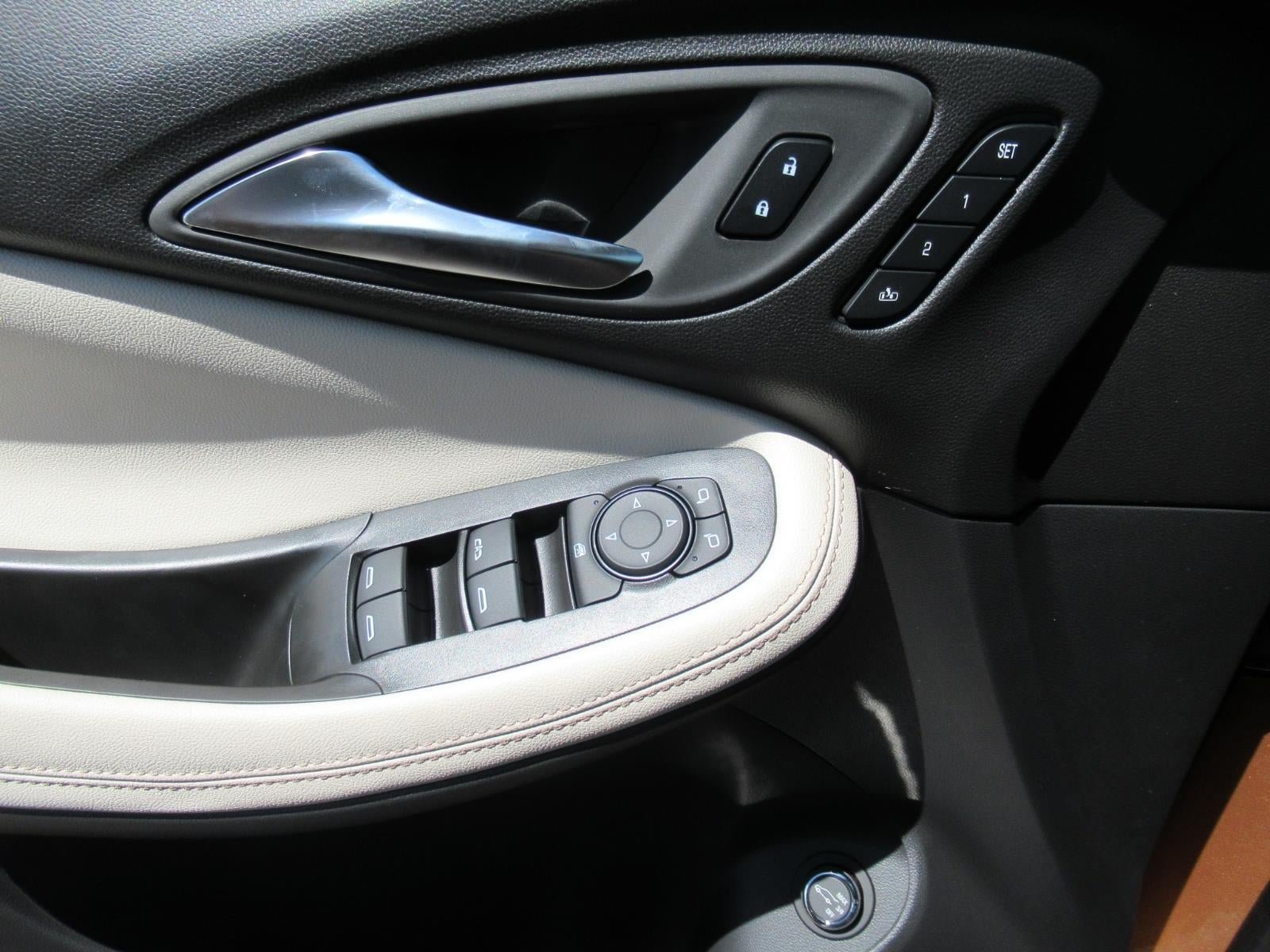 New 2026 Buick Encore GX Avenir w/ Avenir Technology Package FWD image 22