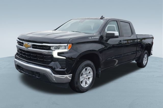 Used 2023 Chevrolet Silverado 1500 LT w/ Protection Package image 3