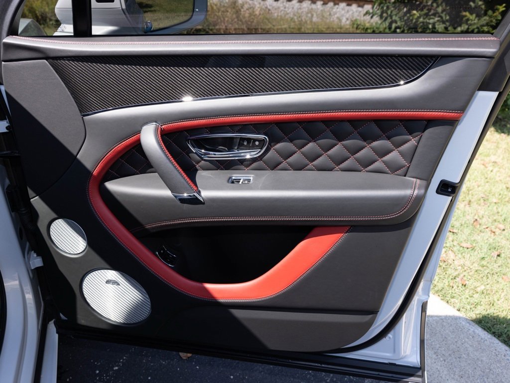 Used 2020 Bentley Bentayga Speed image 56