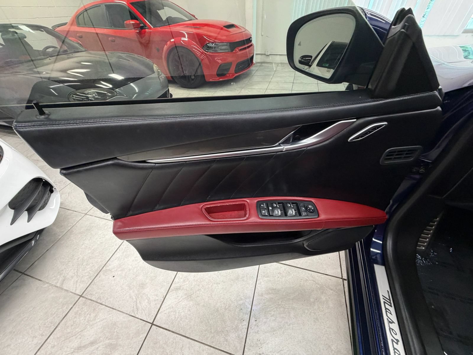 Used 2019 Maserati Ghibli RWD image 13