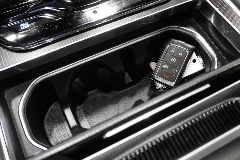 Certified 2024 Jeep Grand Wagoneer L Series II w/ Quick Order Packagew 28T image 29