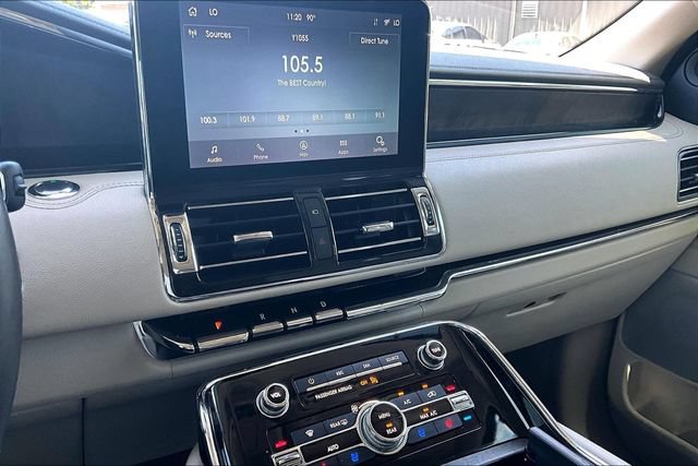 Used 2021 Lincoln Navigator Reserve w/ Luxury Package AWD/4WD image 22