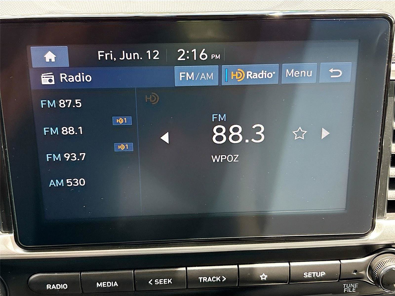 Used 2025 Hyundai Venue SEL FWD image 14