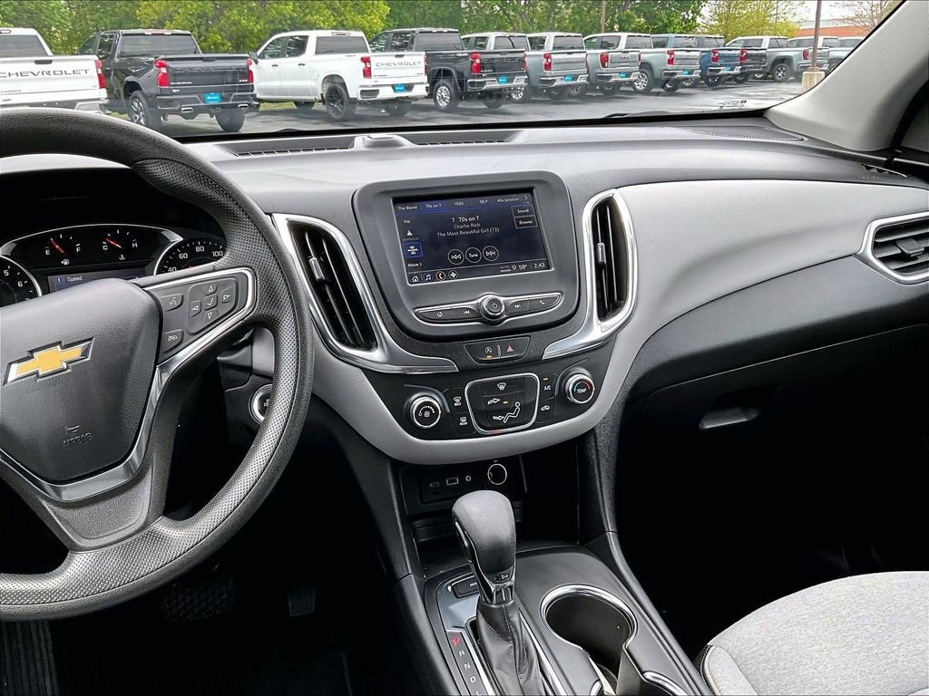 Used 2024 Chevrolet Equinox LS w/ LS Convenience Package AWD/4WD image 17