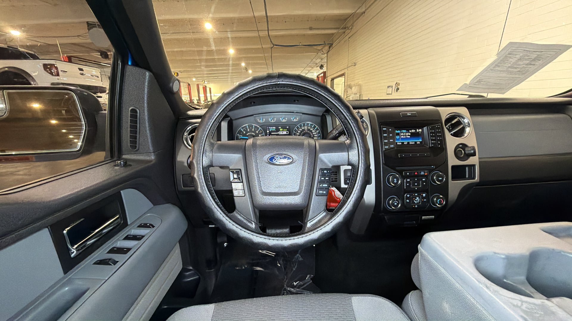 Used 2013 Ford F150 XLT w/ Mid Equipment Group RWD image 18