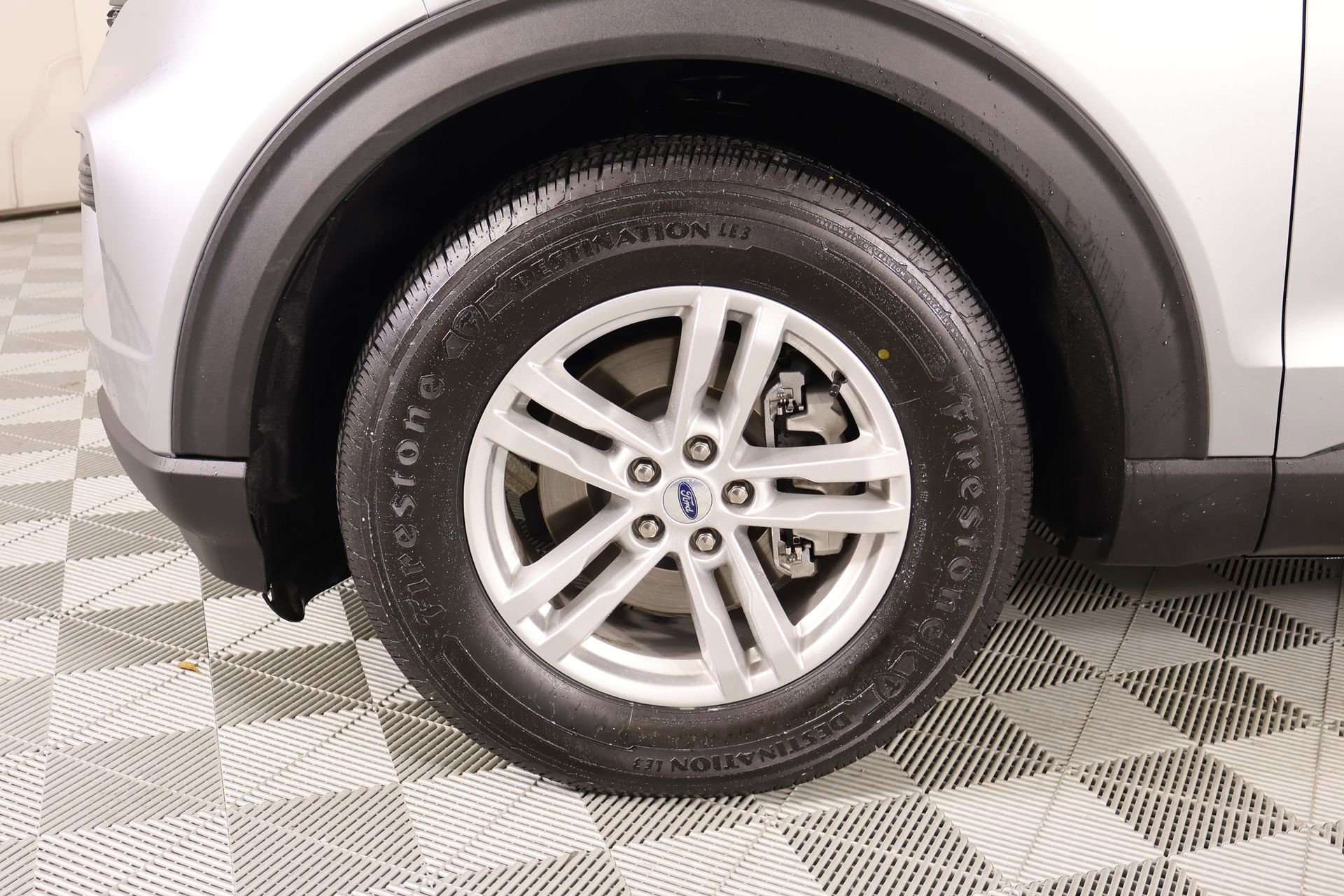 Used 2023 Ford Explorer 4WD image 17