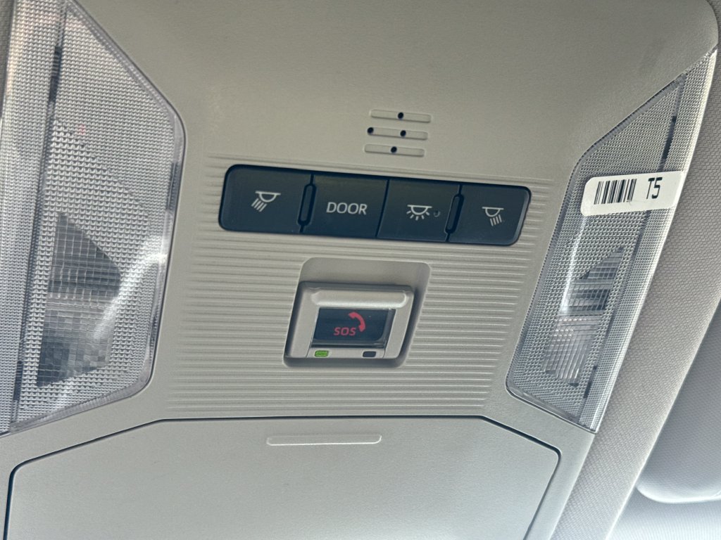 Used 2024 Toyota RAV4 LE AWD/4WD image 30