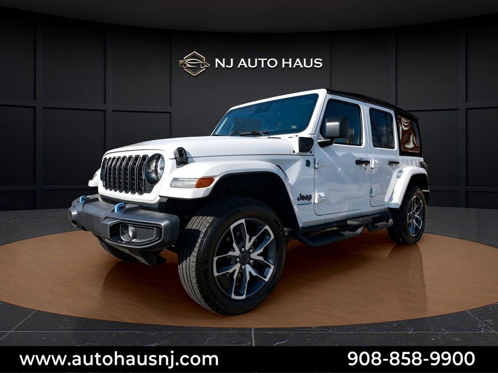 Used 2024 Jeep Wrangler Unlimited w/ Convenience Group image 4