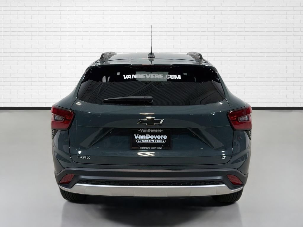 Used 2025 Chevrolet Trax LT w/ Driver Confidence Package FWD image 8