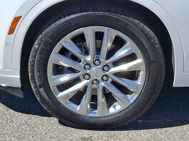 Certified 2025 Cadillac XT6 Premium Luxury w/ Technology Package image 6