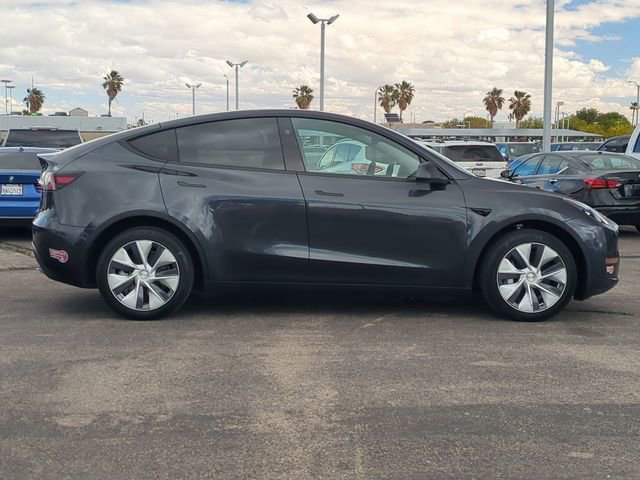 Used 2024 Tesla Model Y Long Range image 9