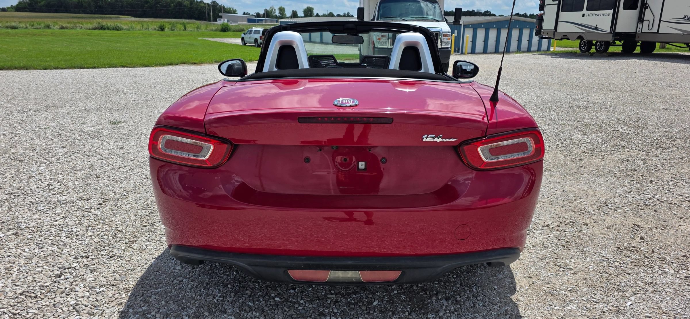 Used 2017 FIAT 124 Spider Lusso RWD image 4