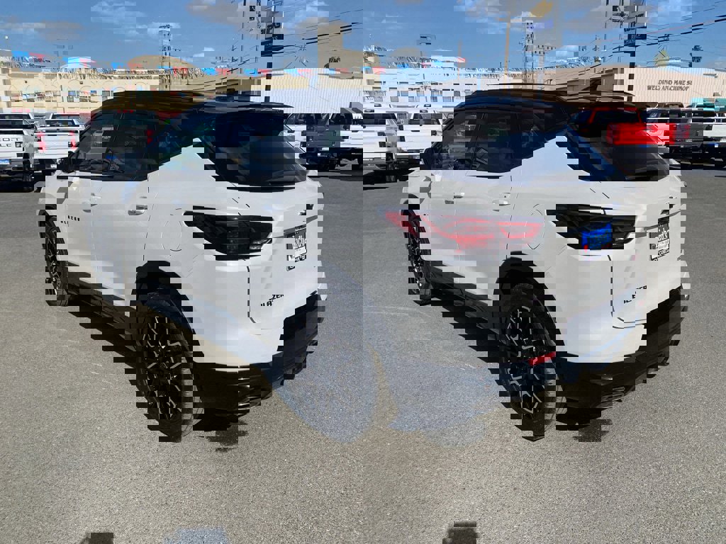 Used 2023 Chevrolet Blazer RS w/ Driver Confidence II Package image 12