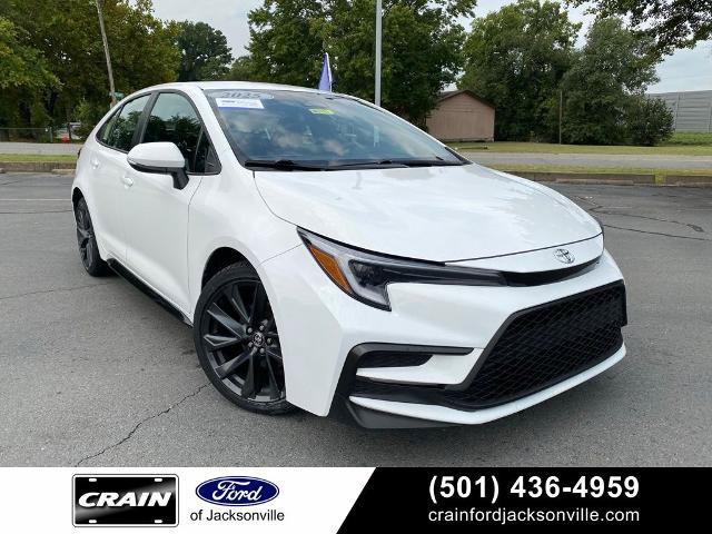 Used 2025 Toyota Corolla SE FWD image 1
