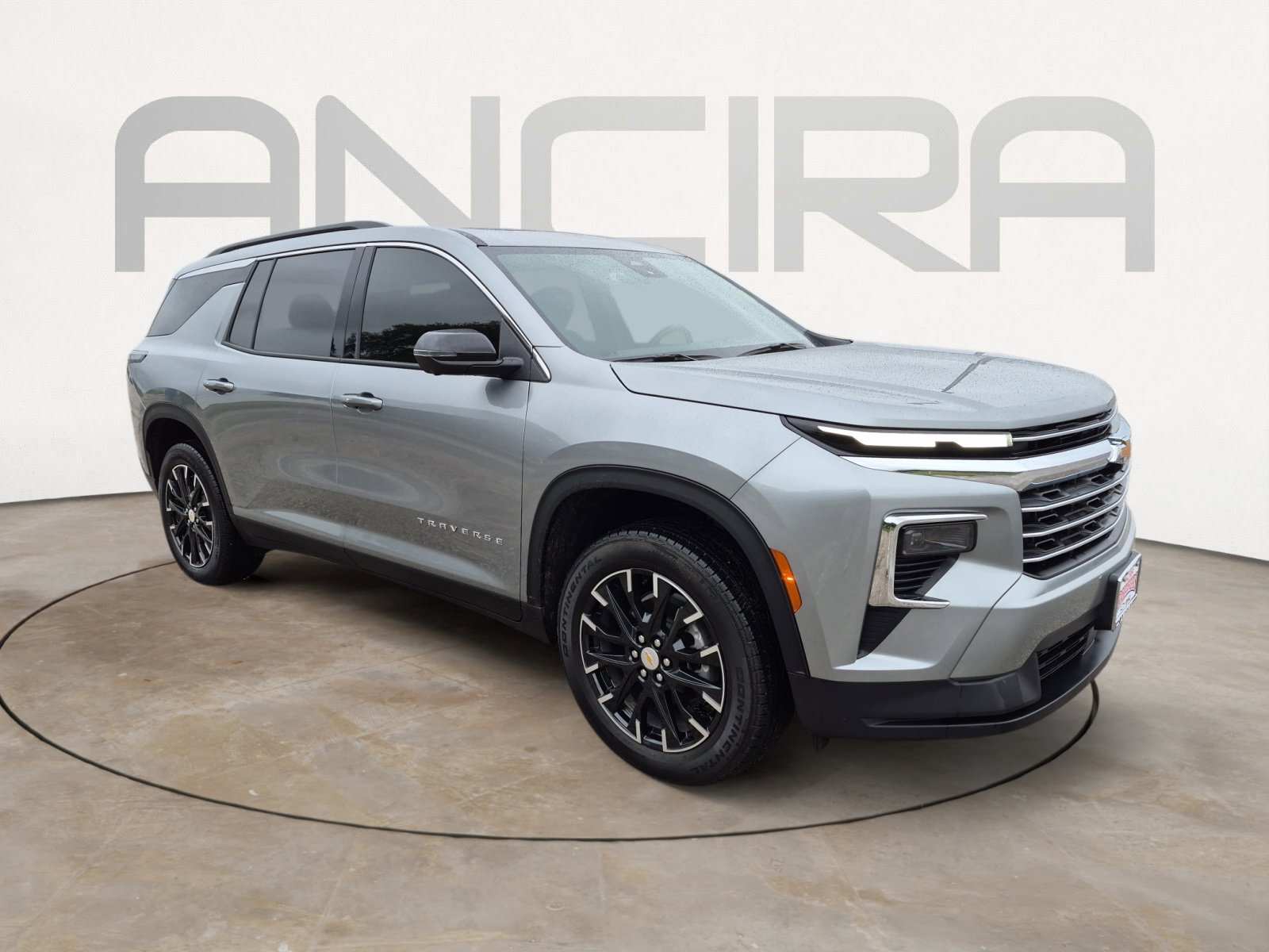Used 2025 Chevrolet Traverse LT w/ Sun and Wheel Package FWD image 5