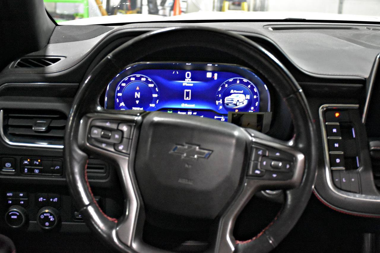 Used 2022 Chevrolet Tahoe RST w/ Luxury Package AWD/4WD image 32