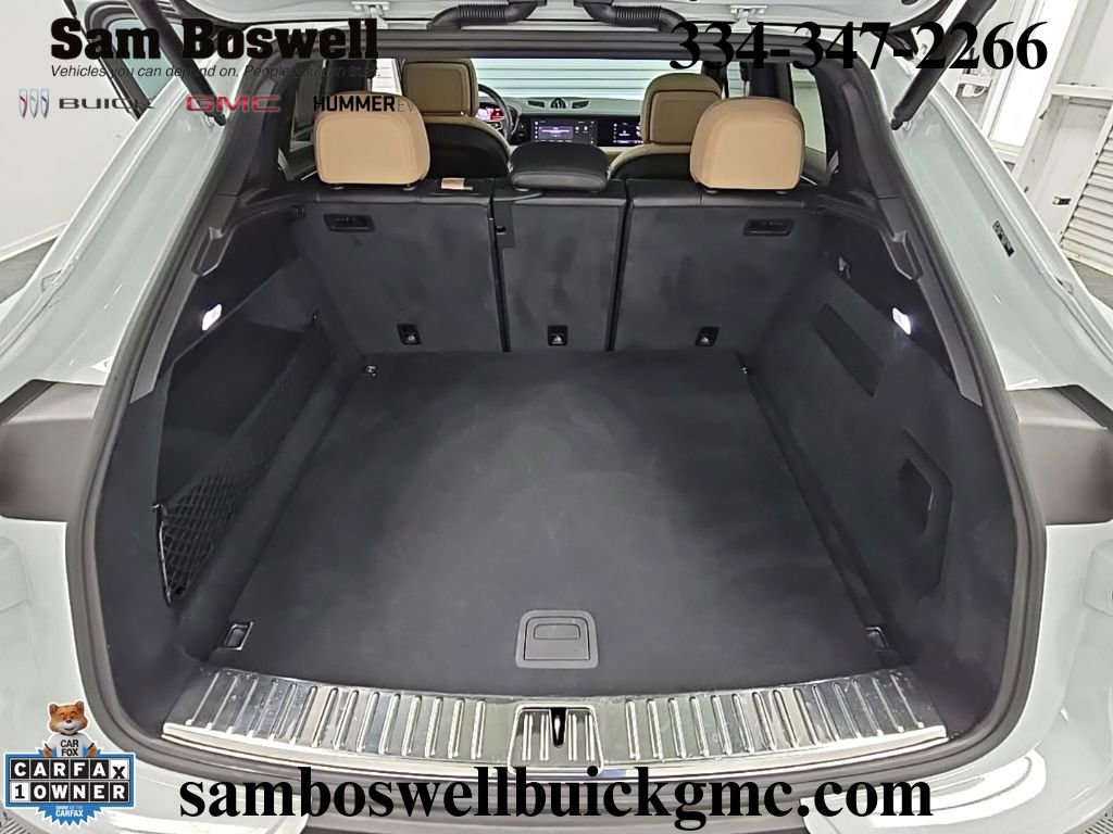 Used 2025 Porsche Cayenne Coupe image 35