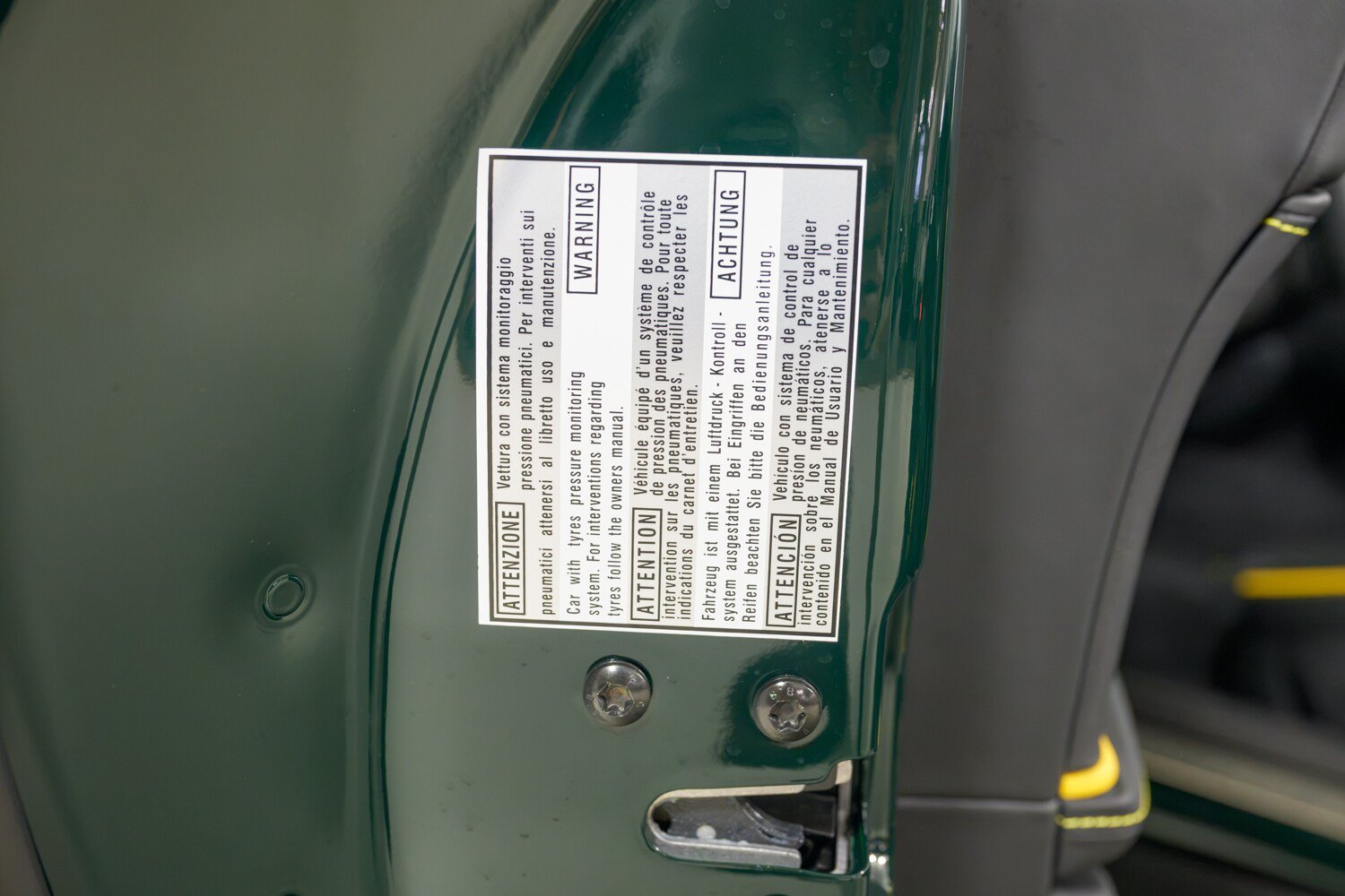Used 2025 Ferrari Roma Spider RWD image 39