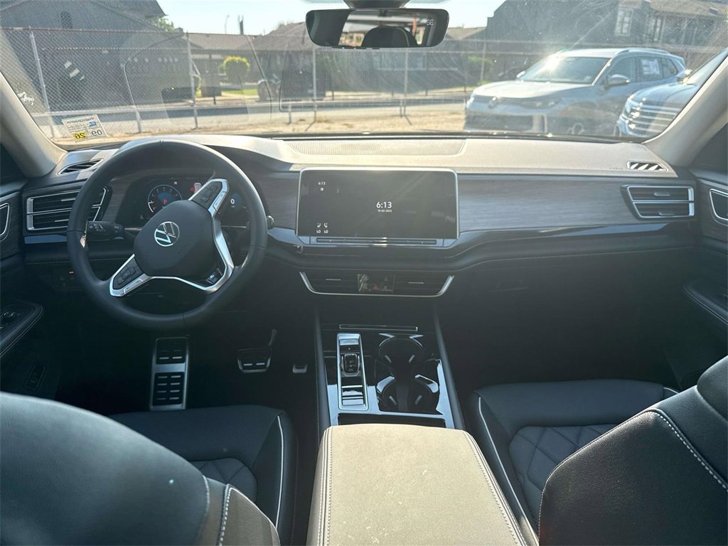 New 2026 Volkswagen Atlas SEL Premium R-Line image 16