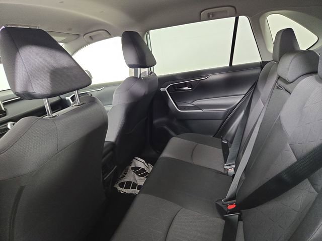 Used 2025 Toyota RAV4 XLE image 15