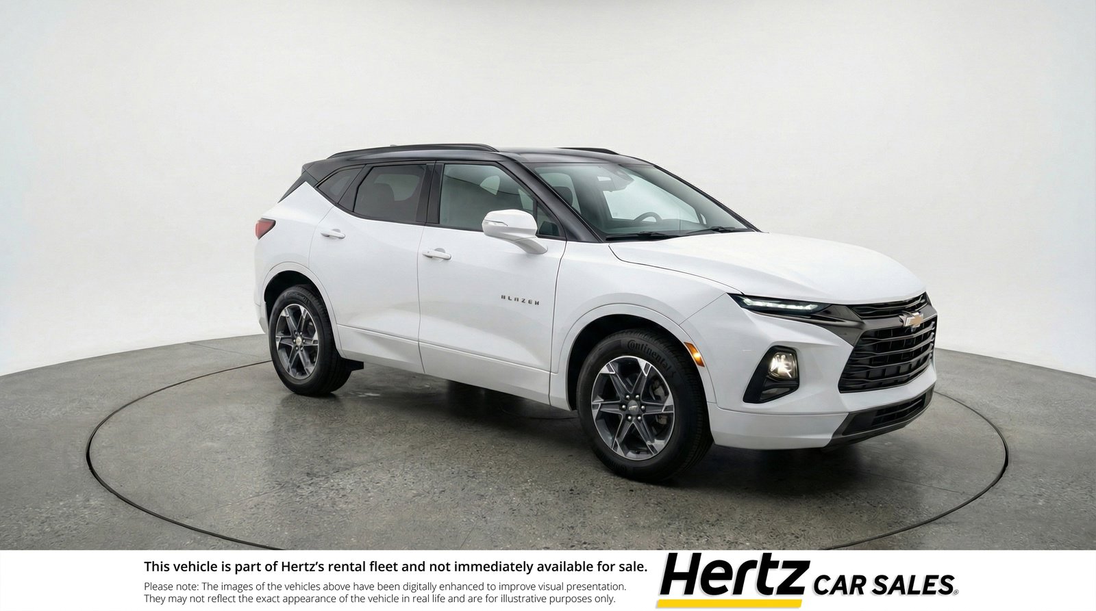 Used 2025 Chevrolet Blazer LT image 1