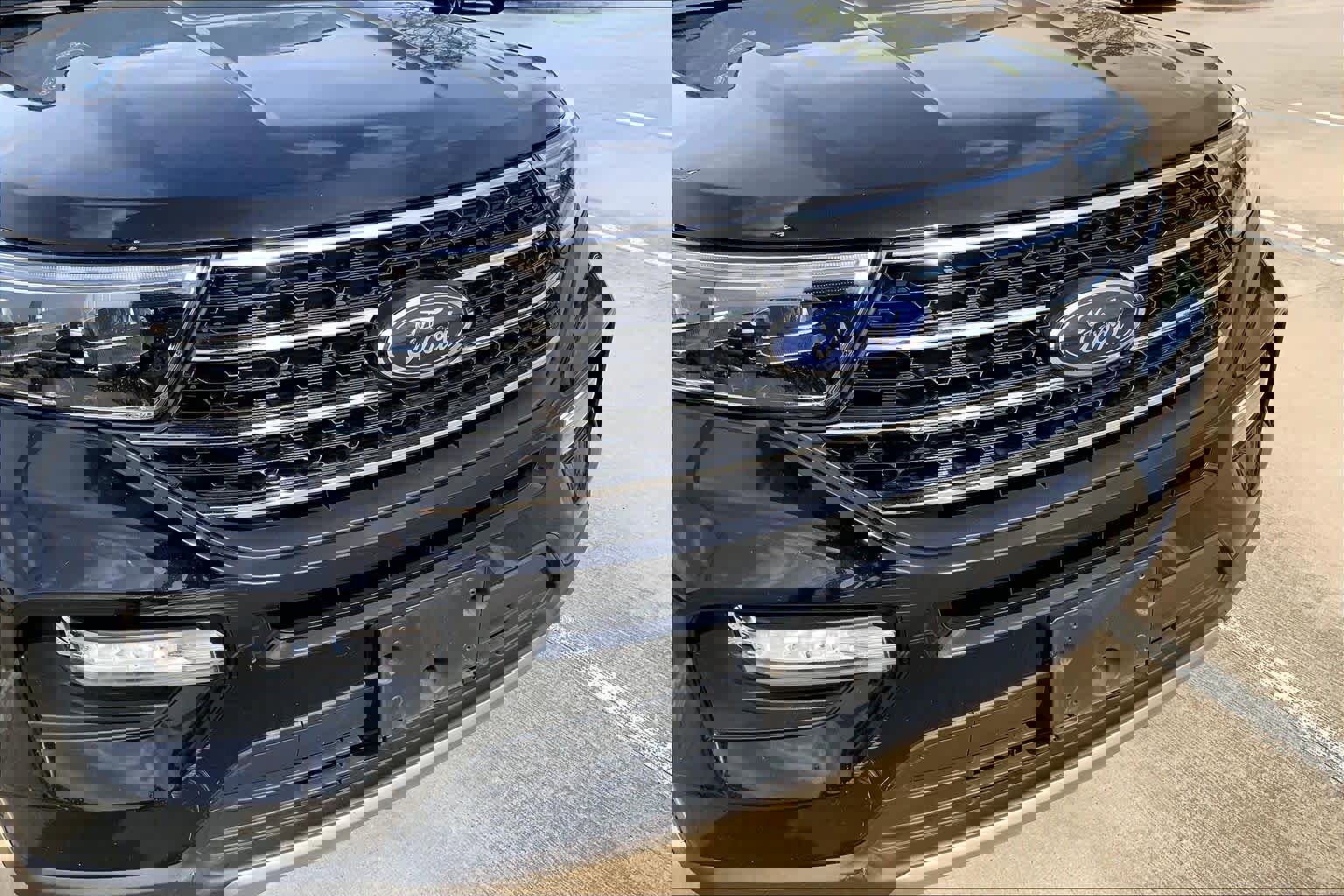 Used 2020 Ford Explorer XLT w/ Equipment Group 202A image 31