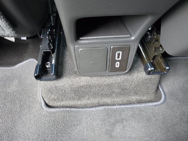 Certified 2024 Buick Encore GX Preferred w/ Comfort Package FWD image 12