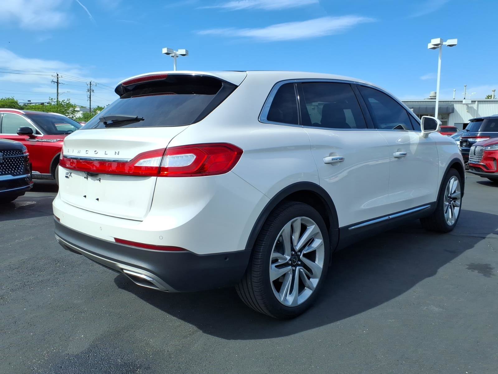 Used 2017 Lincoln MKX Black Label w/ Driver Assistance Package FWD image 7